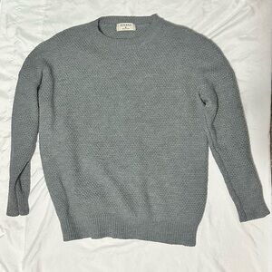 Zenana Outfitters Men's Gray Crewneck Sweater